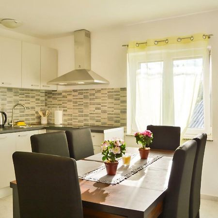 Domo Apartman Zengg Kültér fotó
